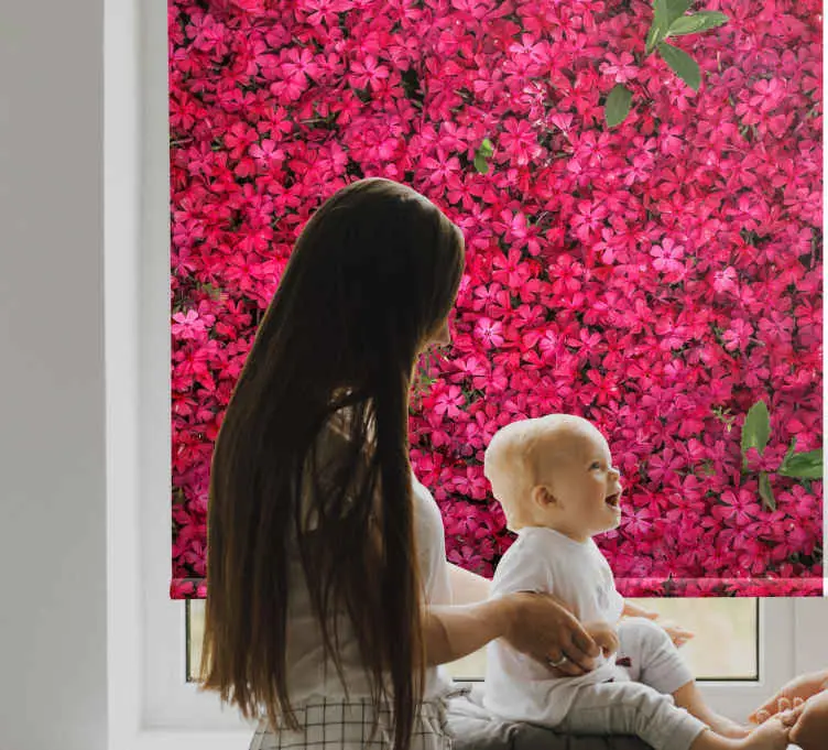 Levande överflöd Rullgardin blommor och växter Kundfavorit