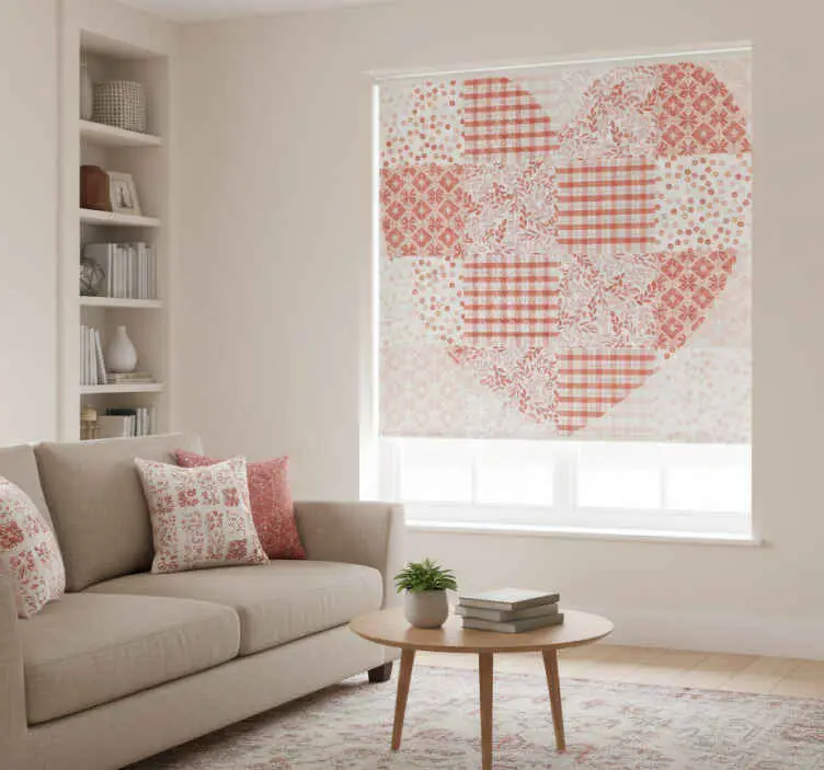 Köp online Rullgardin vardagsrum patchwork röd och vit hjärtdesign