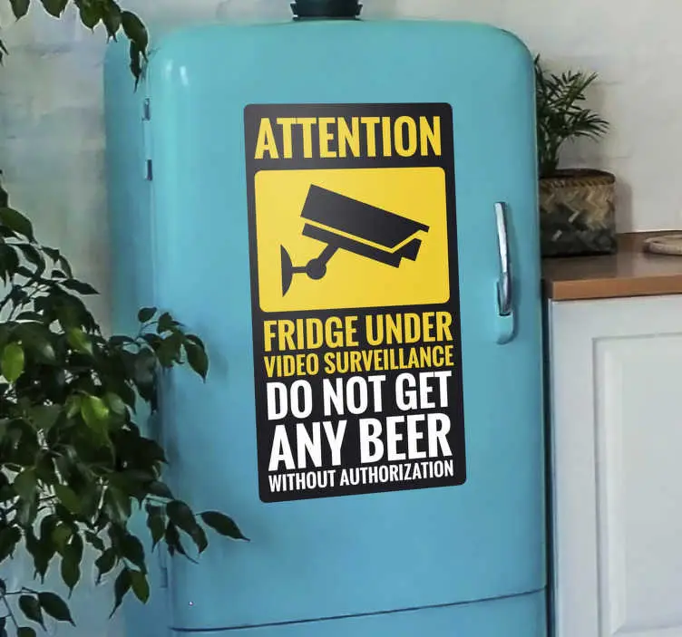 Under videoövervakning kylskåp I lager