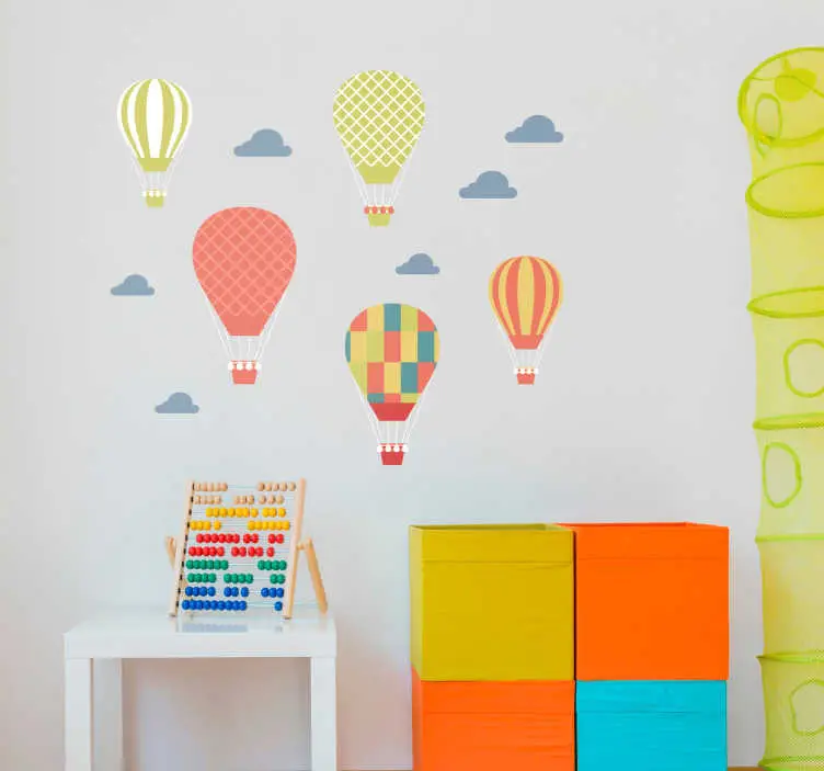 Erbjudande Luftballonger och moln tecknad väggdekor